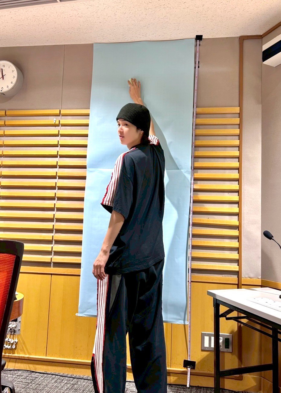 Behind-the-scenes cut of K (&TEAM)