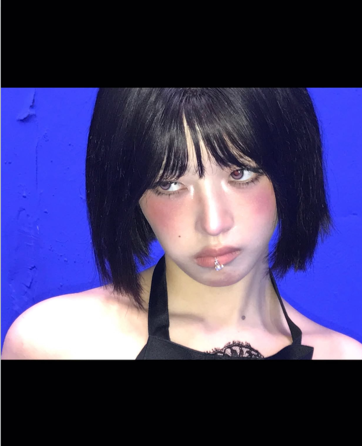 Recent activity shot of Rei (IVE)