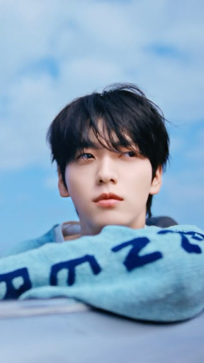 A heartfelt wallpaper shared by Soobin (TOMORROW X TOGETHER)'s fans