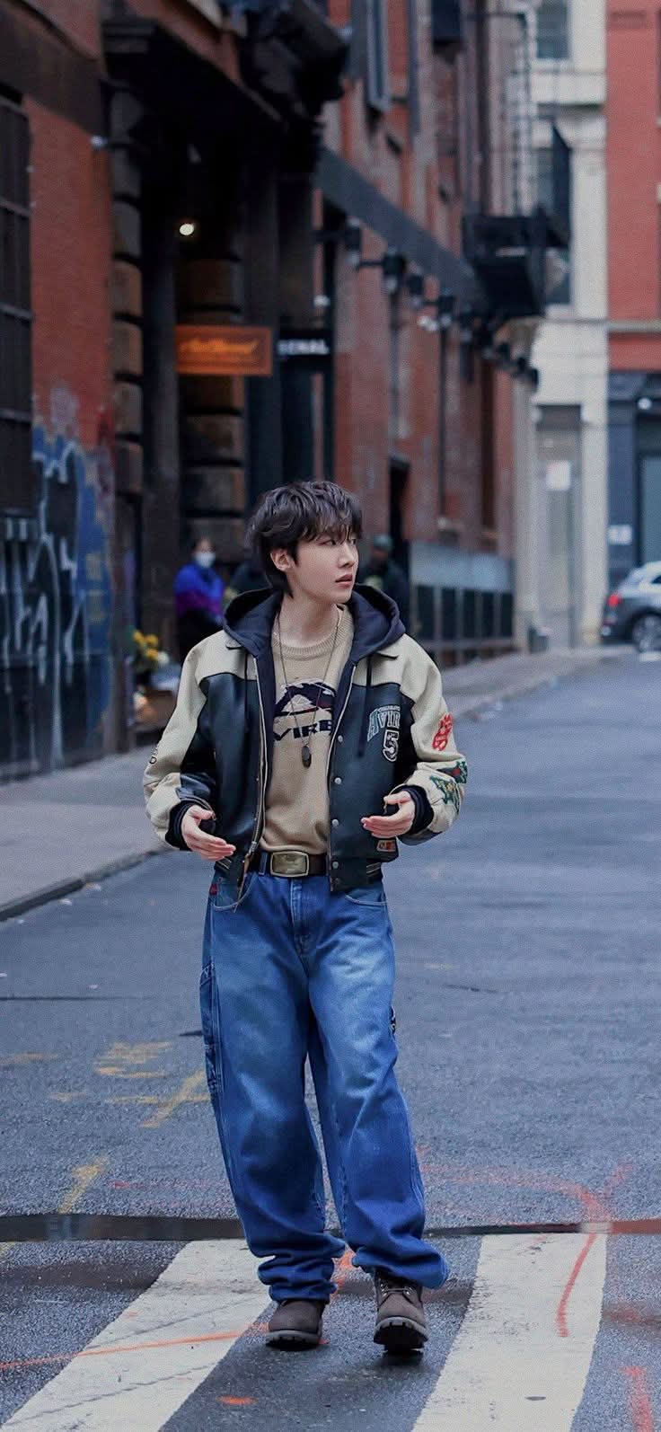 A heartfelt wallpaper shared by j-hope (BTS)'s fans