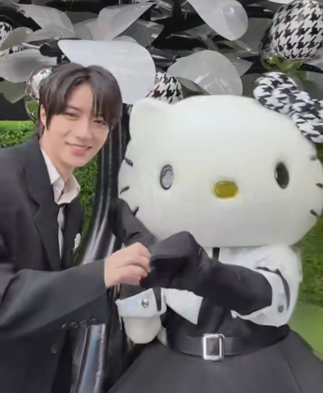 Latest photo of Beomgyu (TOMORROW X TOGETHER)