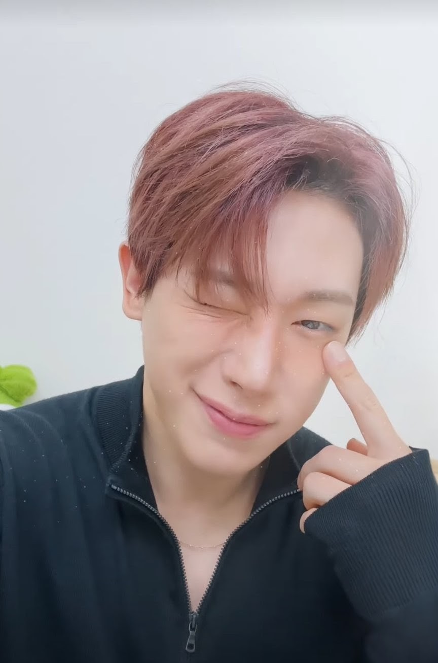 Behind-the-scenes cut of Wonho