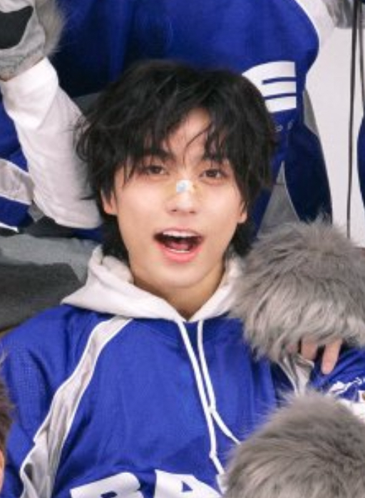 Behind-the-scenes cut of Taki (&TEAM)