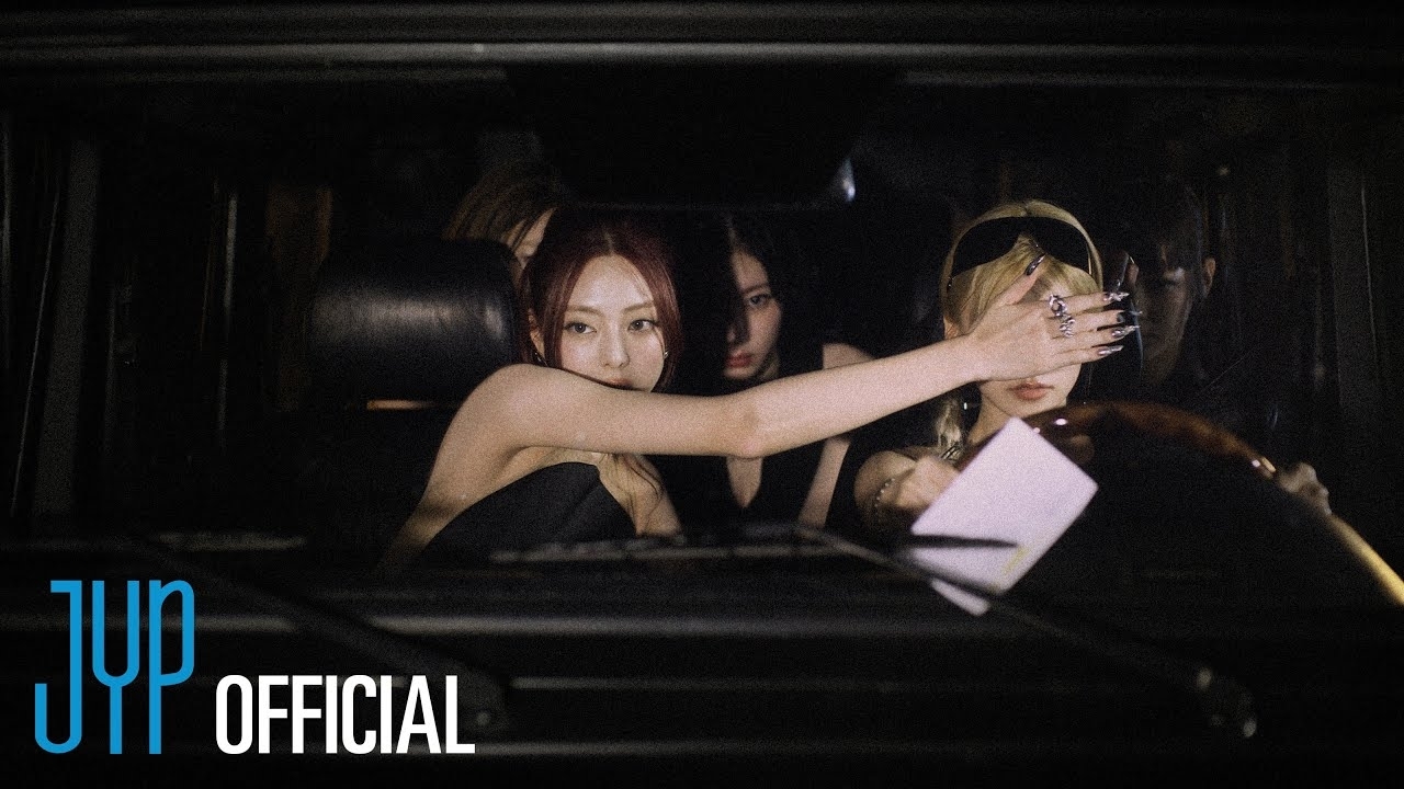 A moment captured by Yeji (ITZY)'s fan