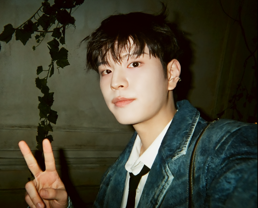 Behind-the-scenes cut of Seungmin (Stray Kids)