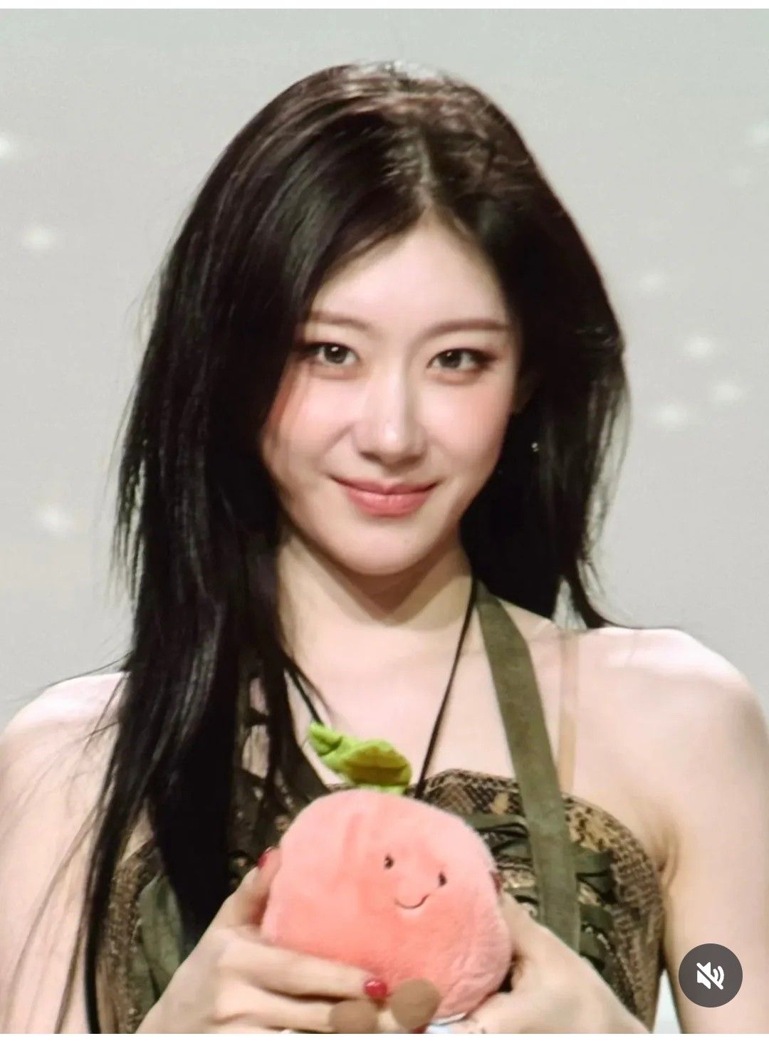 오늘 가장 핫한 케이팝 커뮤니티 피드