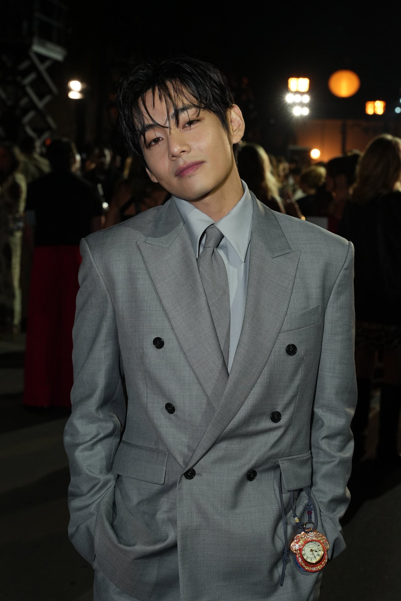 뷔 (방탄소년단)의 비하인드 컷