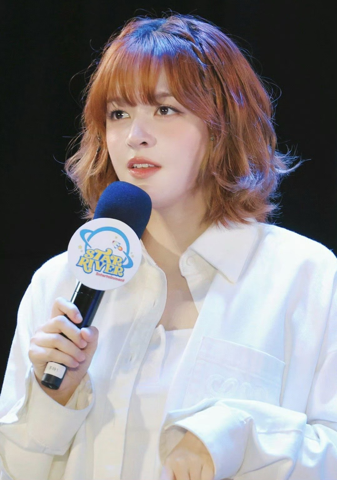 Latest photo of LILY (NMIXX)