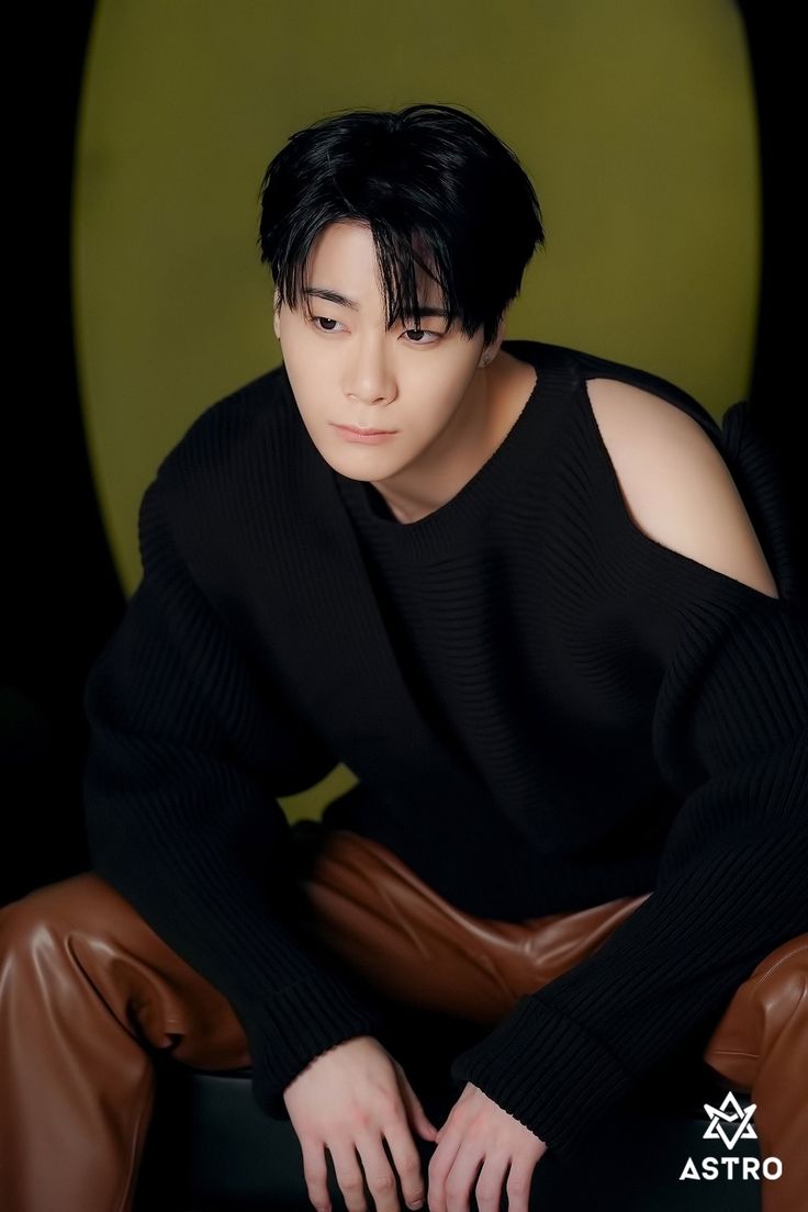 Recent activity shot of Moonbin (ASTRO)