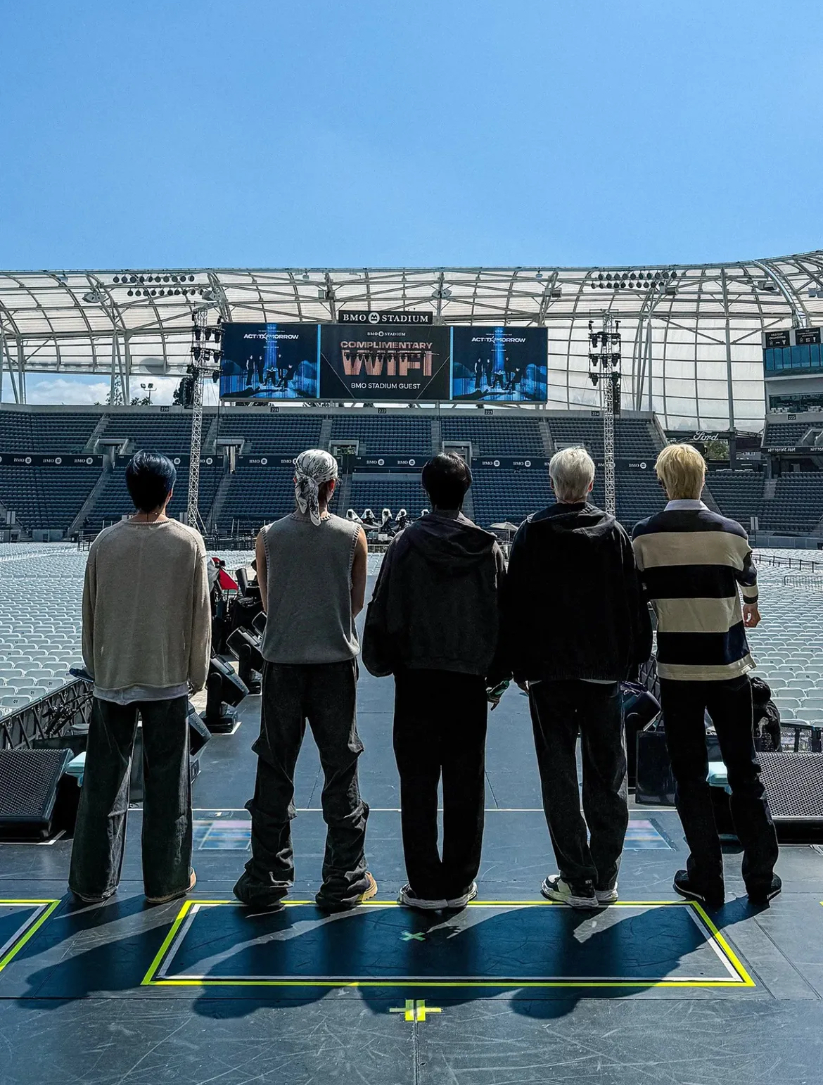 TOMORROW X TOGETHERの最近の活動写真