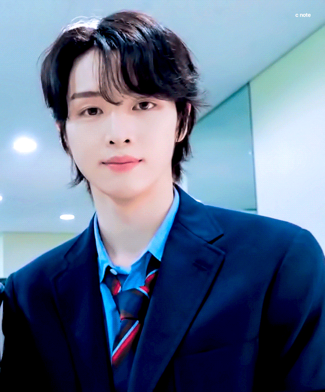 Recent activity shot of Sungchan (RIIZE)