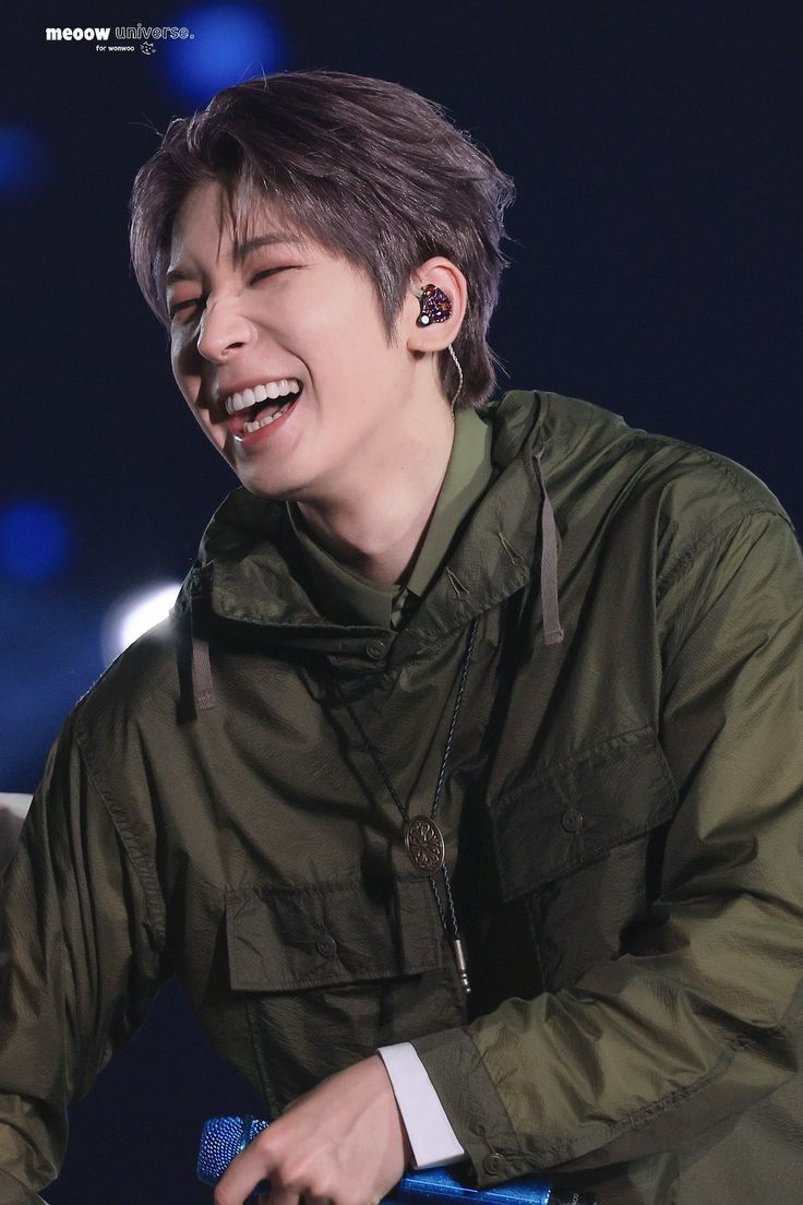 Behind-the-scenes cut of Wonwoo (SEVENTEEN)