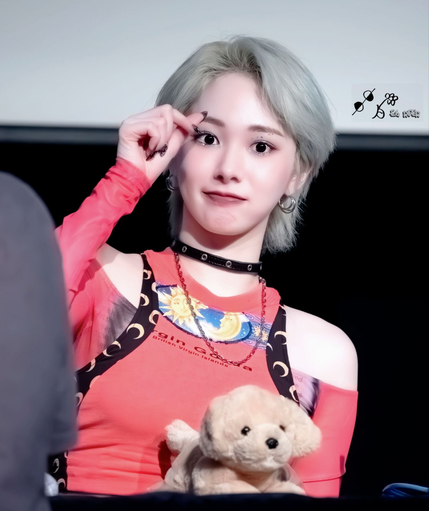Latest photo of EVERGLOW