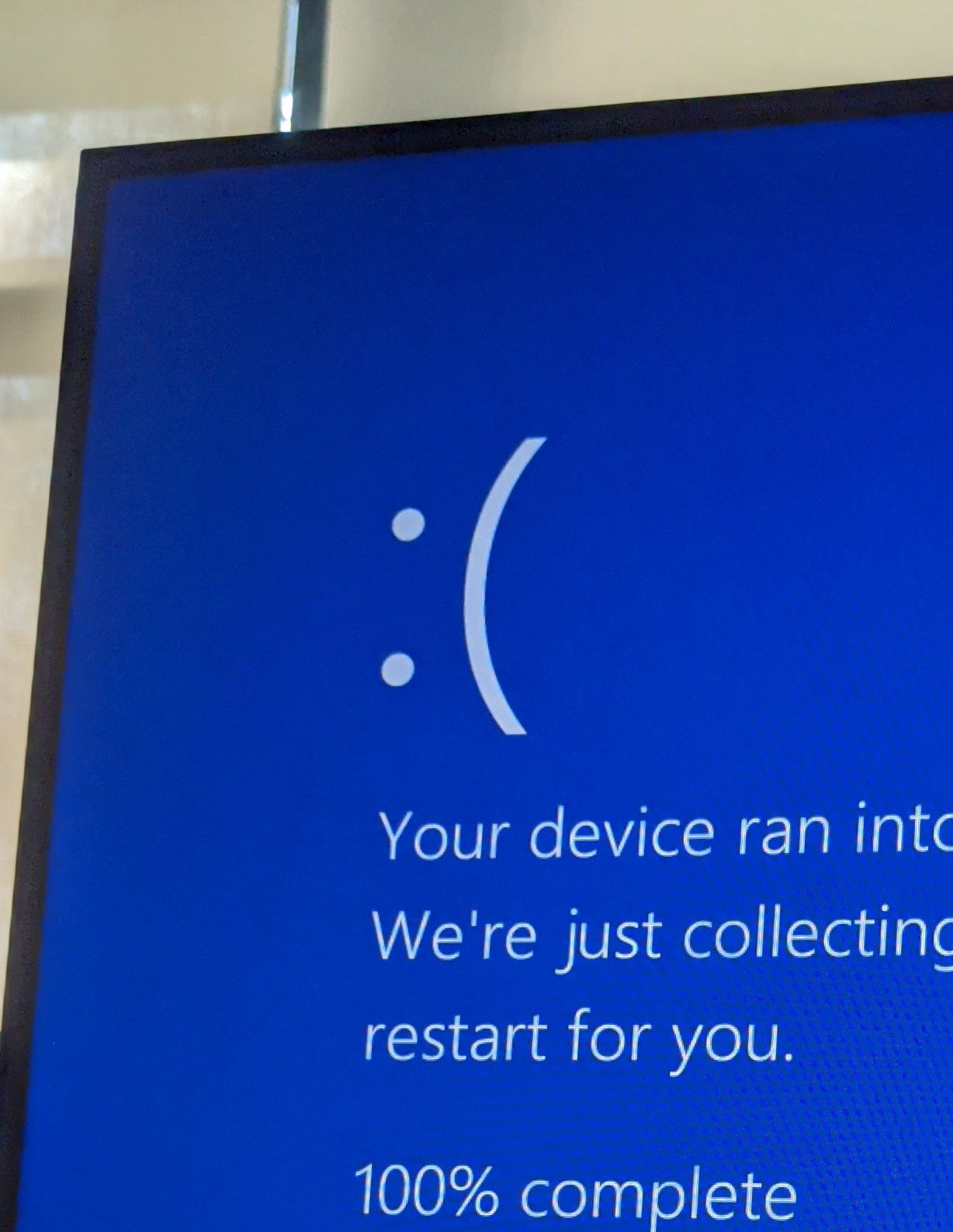 A moment captured by HANNI (NewJeans)'s fan