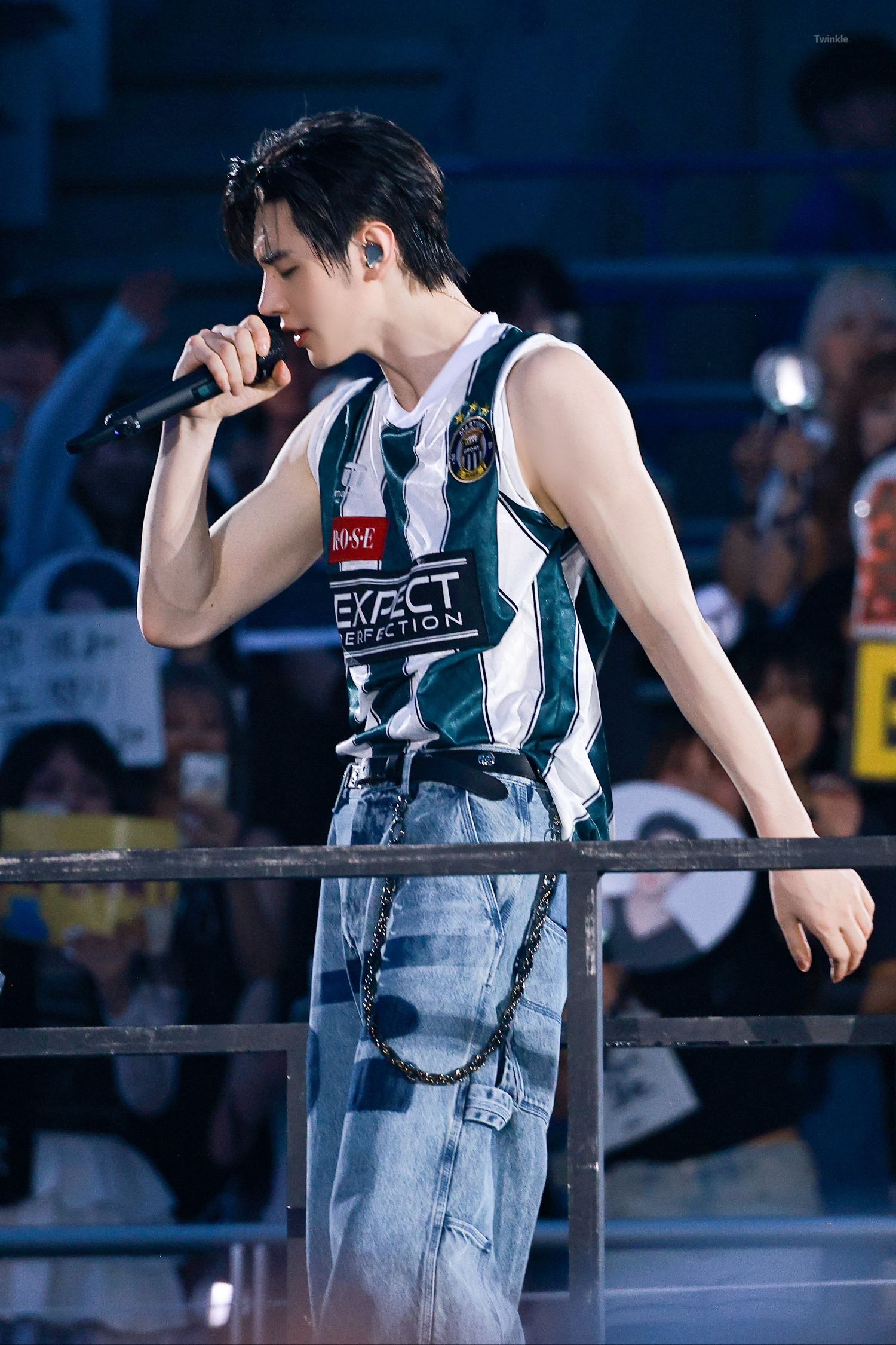 Recent activity shot of Sunghoon (ENHYPEN)