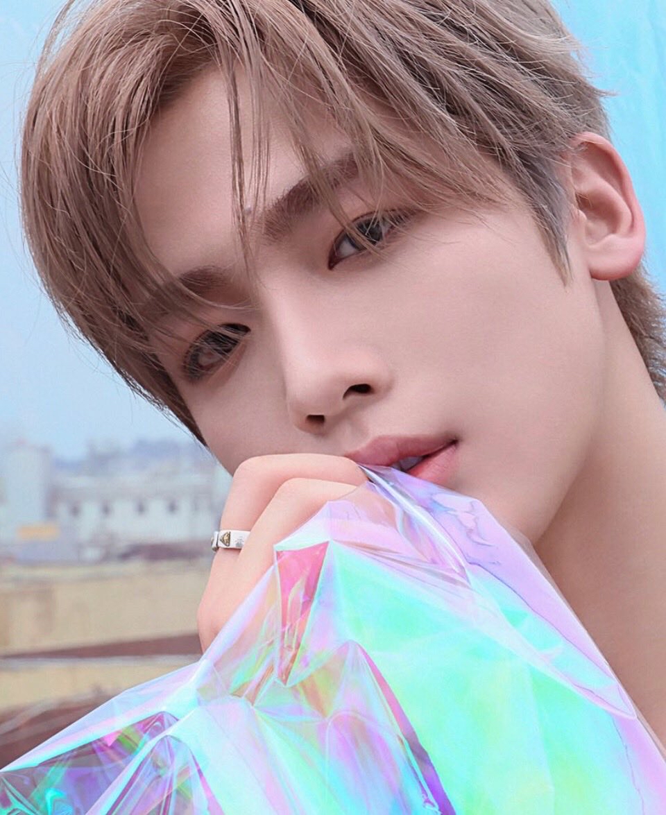 Recent activity shot of Kim Yohan (WEi)