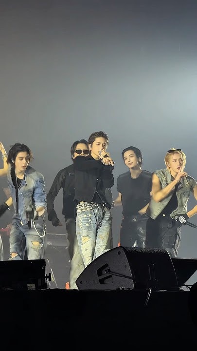 Behind-the-scenes cut of Leehan (BOYNEXTDOOR)