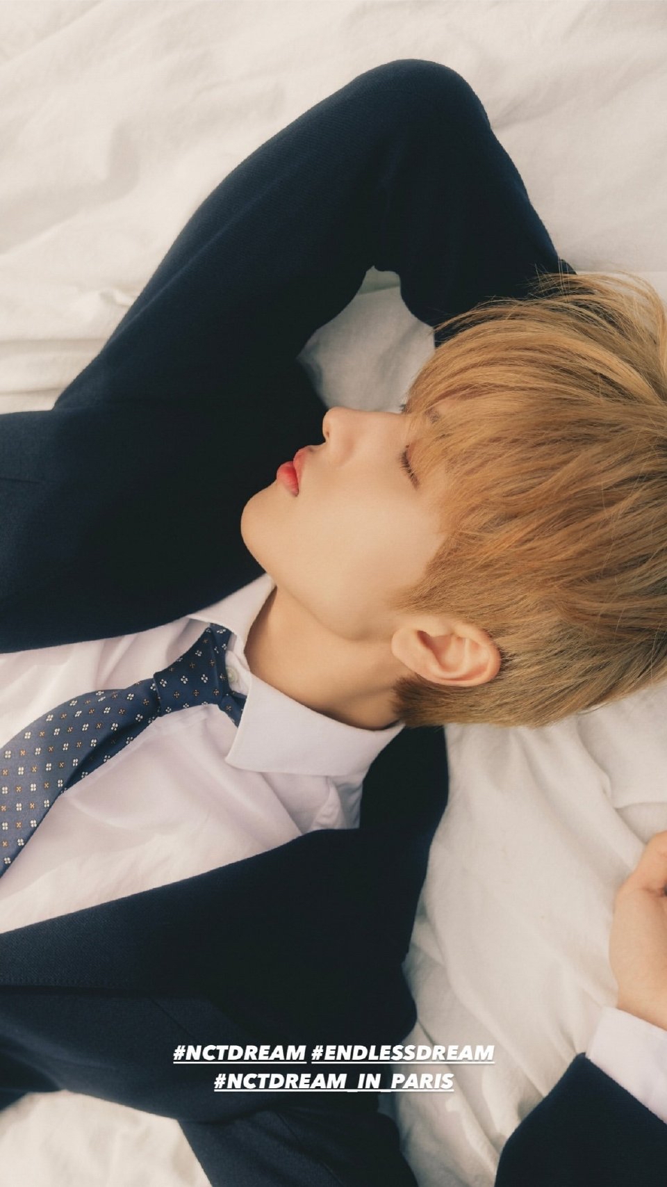 Behind-the-scenes cut of Jisung (NCT DREAM)