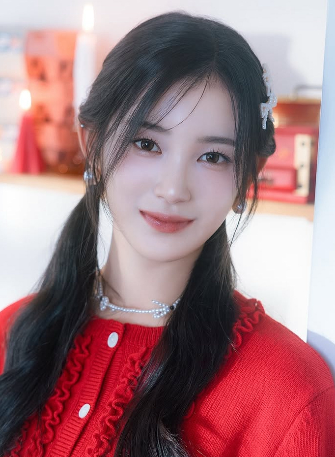 Recent activity shot of Sakurai Miu (ME:I)