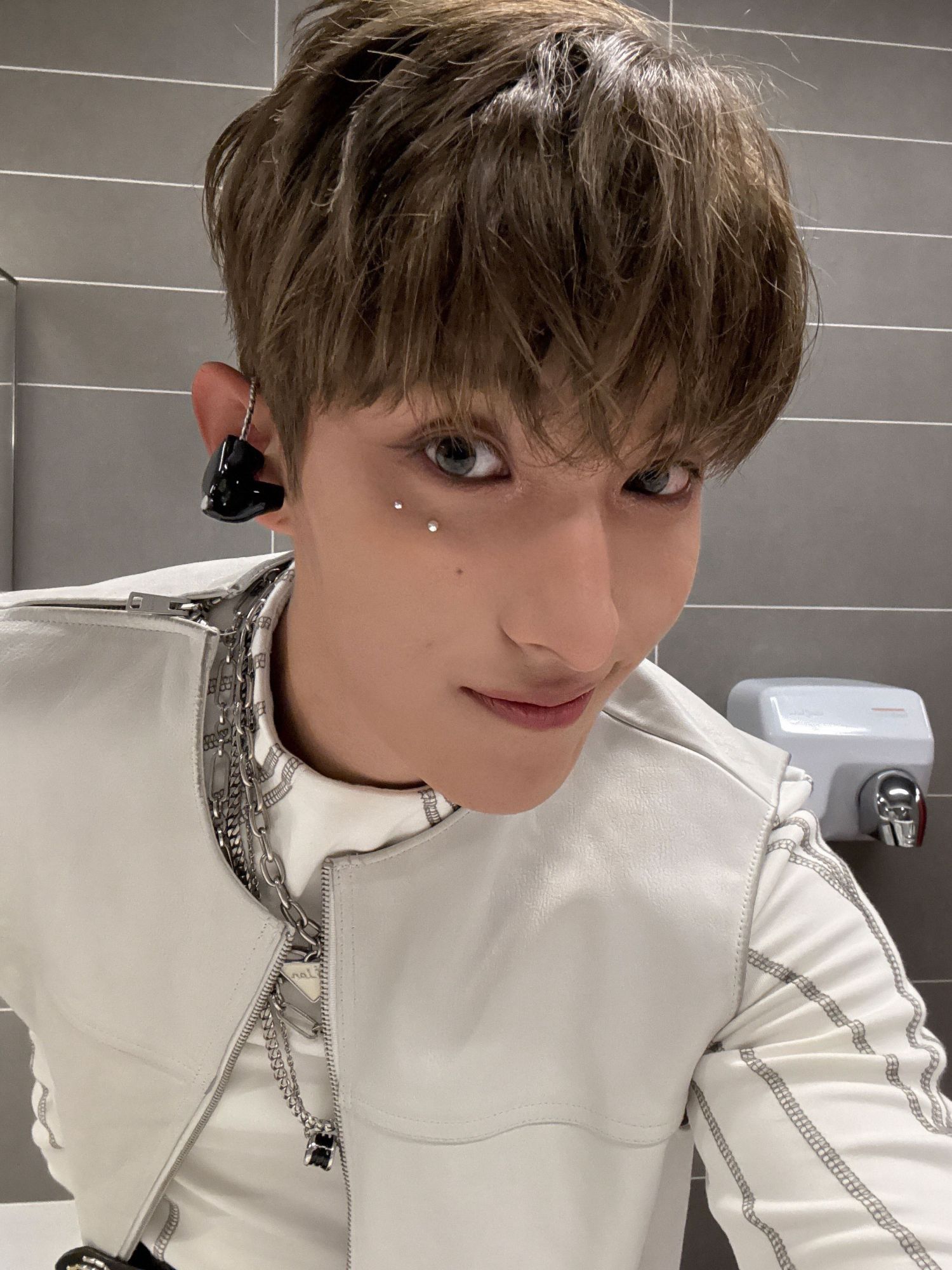 DK (SEVENTEEN)的最新照片