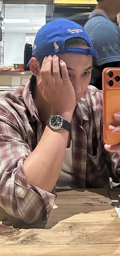 A moment captured by Mingyu (SEVENTEEN)'s fan