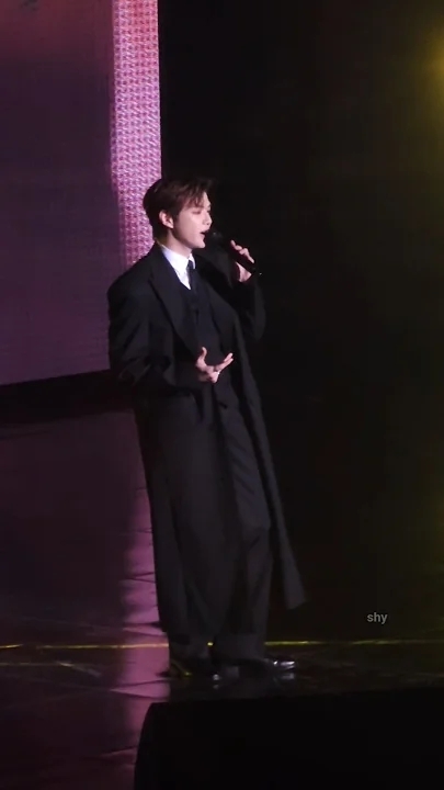 강다니엘의 최신 사진