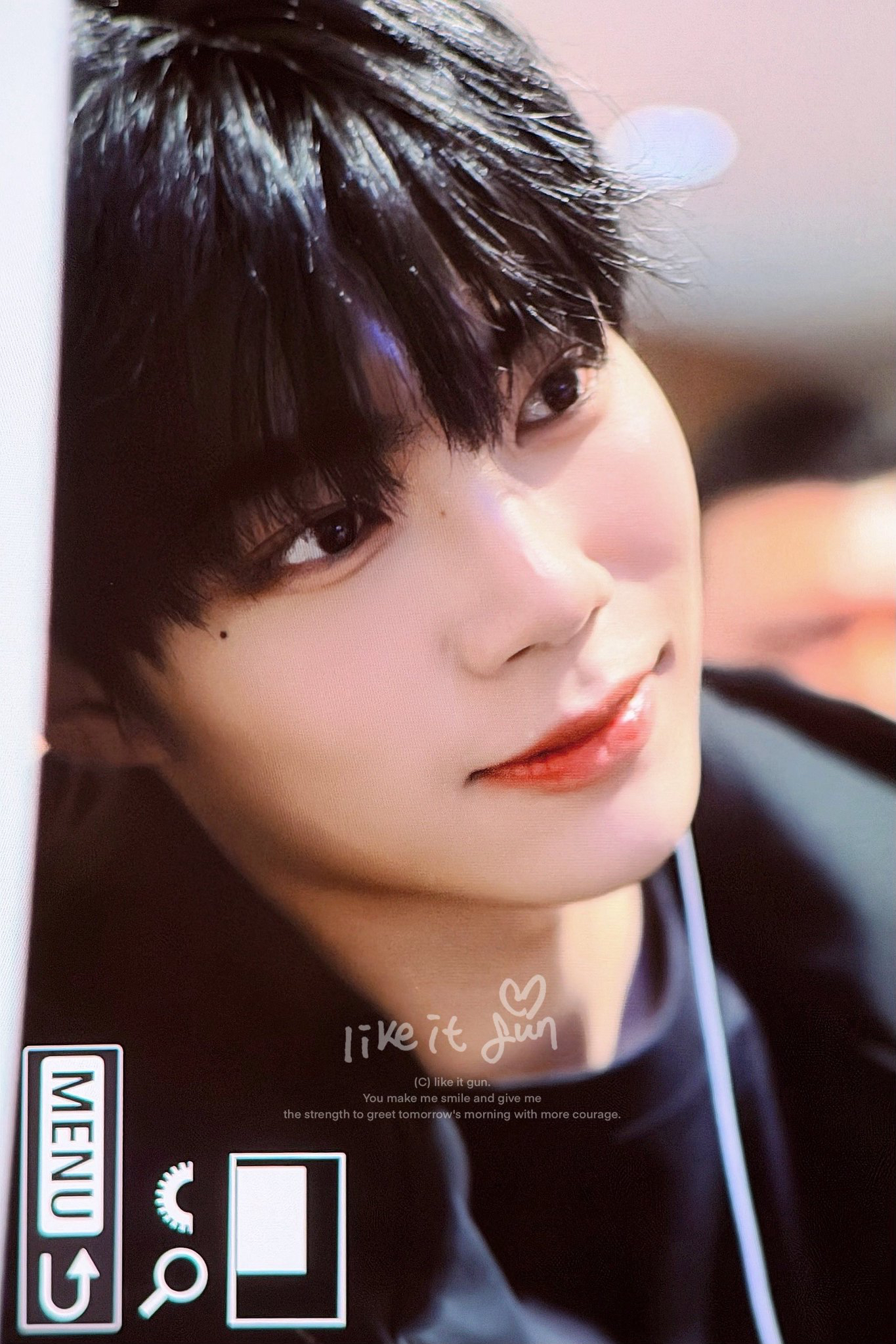 朴干旭 (ZEROBASEONE)粉丝拍下的瞬间