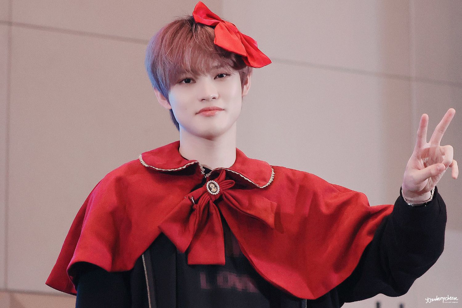 Behind-the-scenes cut of Chenle (NCT DREAM)