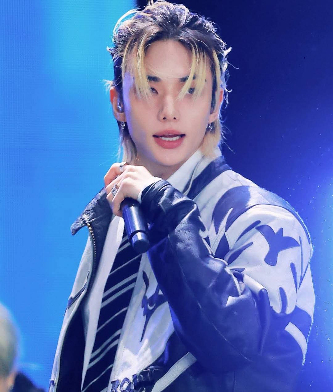 Behind-the-scenes cut of Hyunjin (Stray Kids)