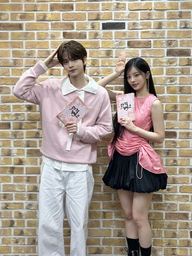 Latest photo of Minju (ILLIT)