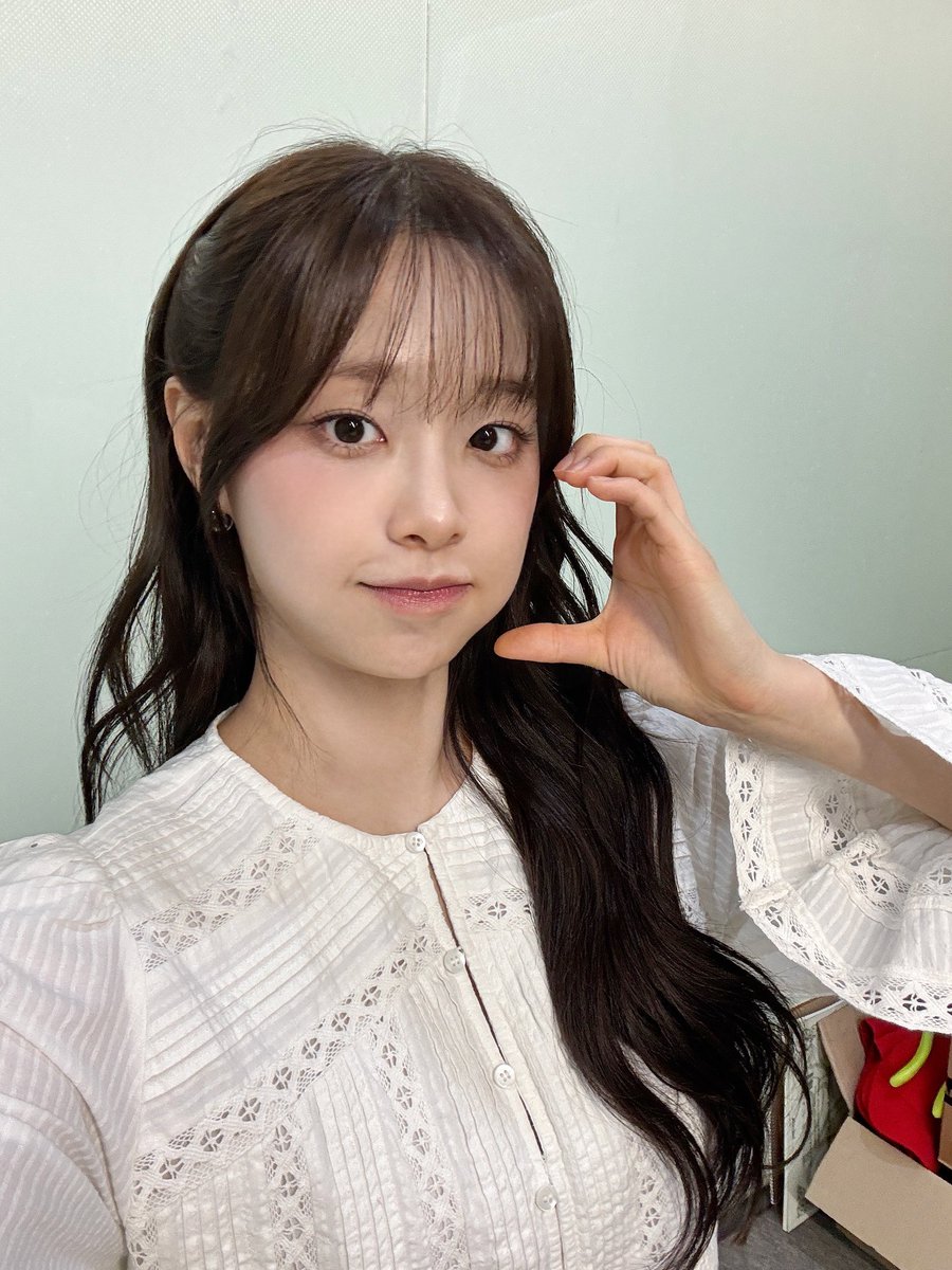 Recent activity shot of Chuu