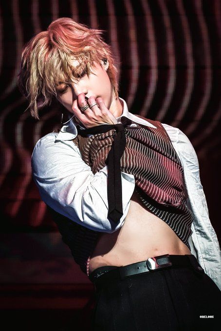 Behind-the-scenes cut of Taemin (SHINee)