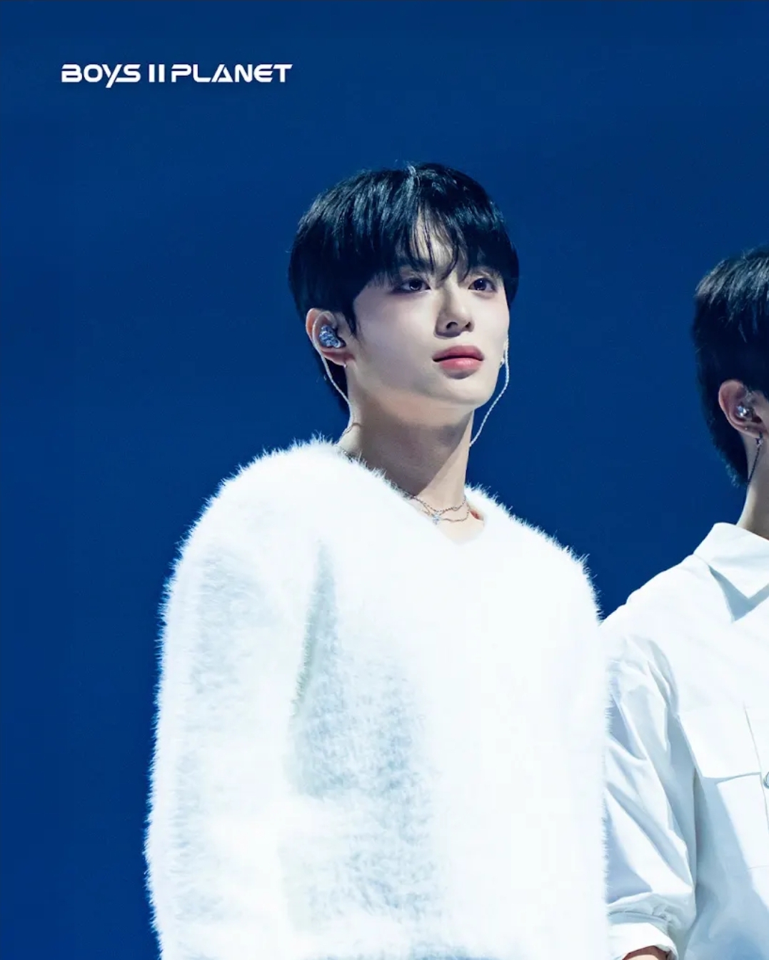 Recent activity shot of Kangmin (VERIVERY)