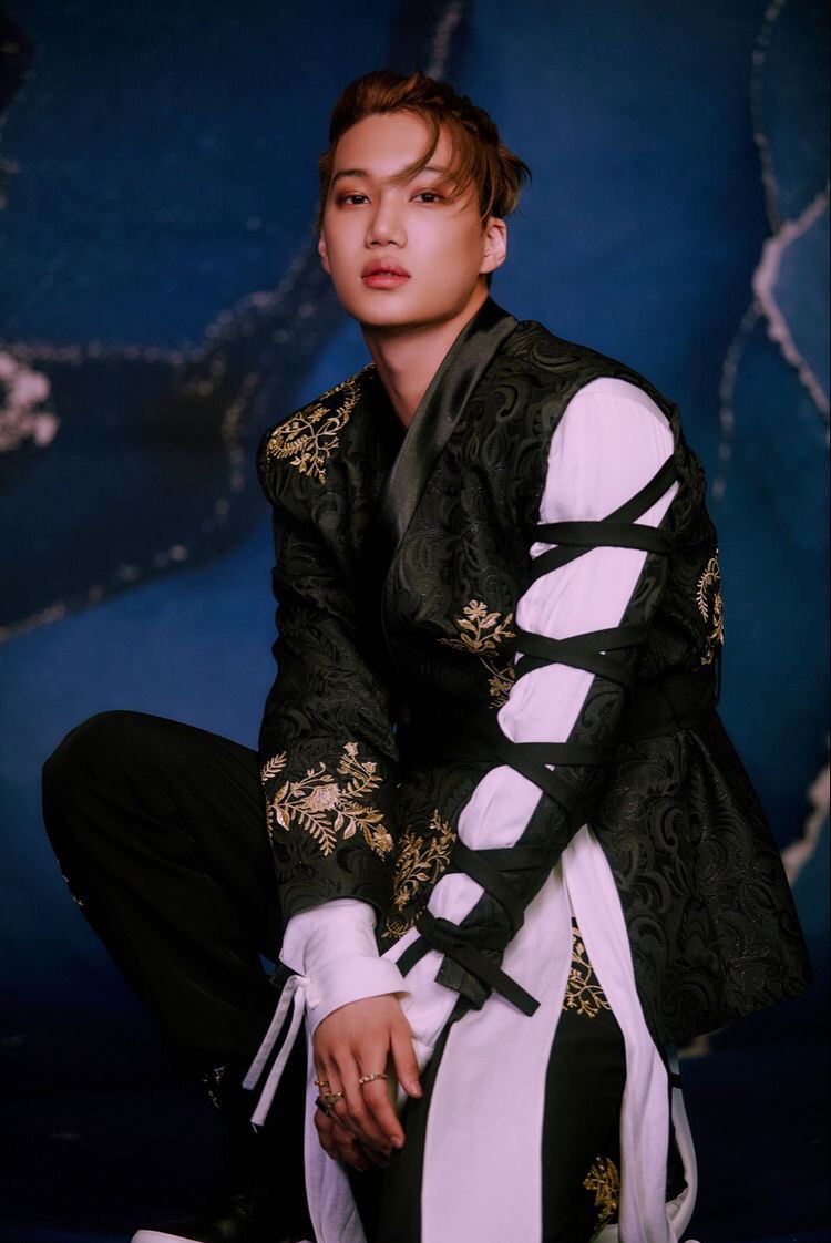 Behind-the-scenes cut of Kai (EXO)
