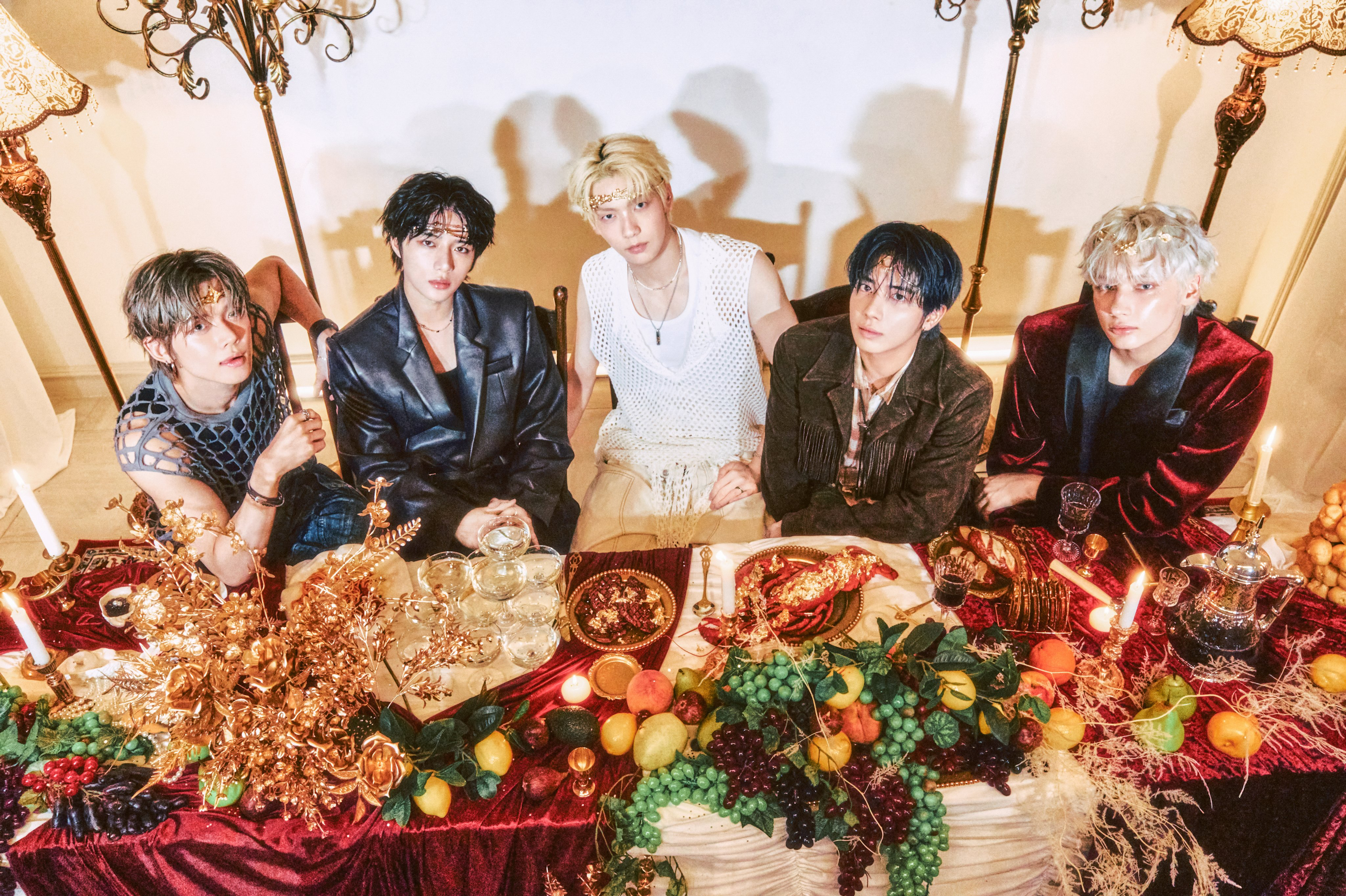 투모로우바이투게더 최근 활동샷