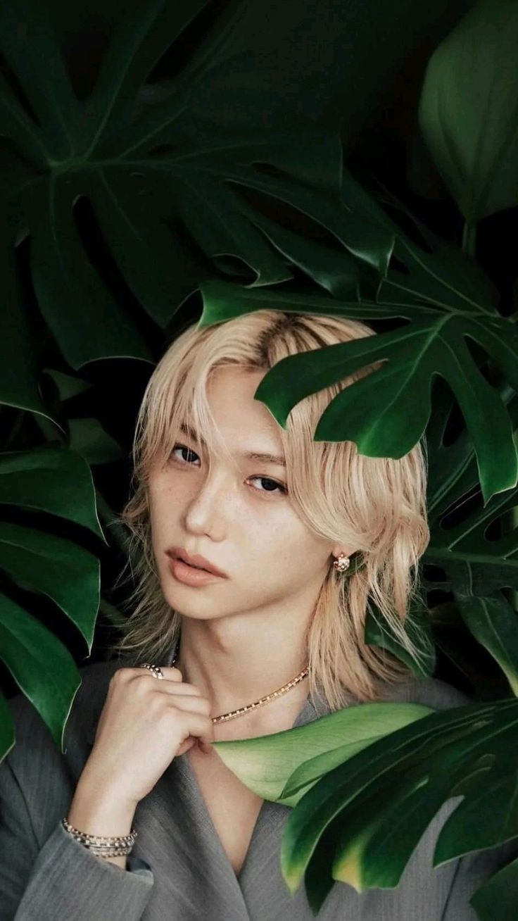 Behind-the-scenes cut of Felix (Stray Kids)