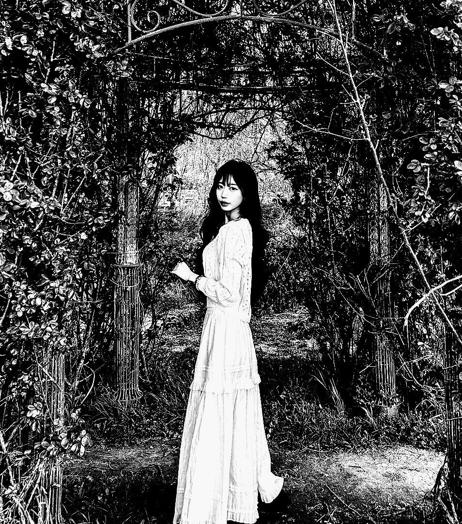 Latest photo of Zuu (SECRET NUMBER)