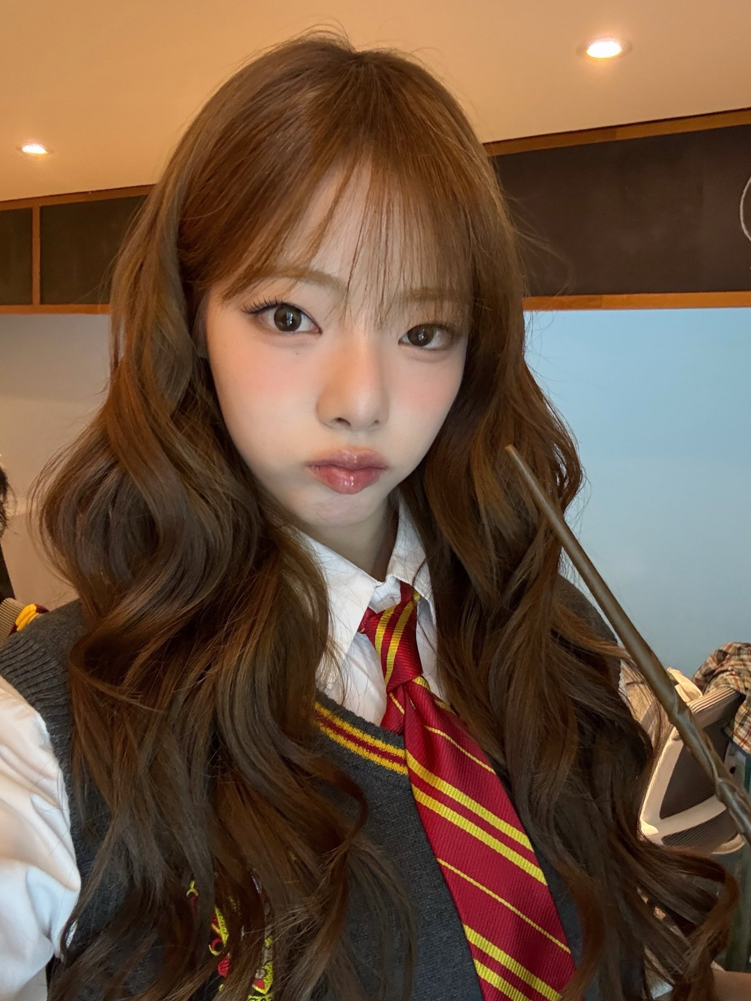 Behind-the-scenes cut of PURPLE K!SS