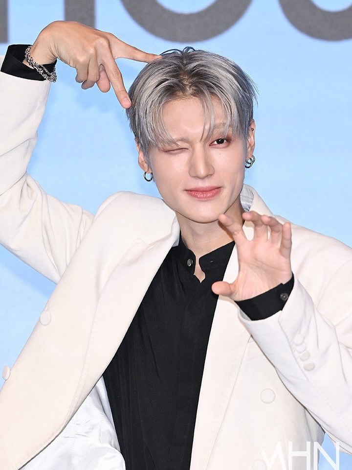 Latest photo of Wooyoung (ATEEZ)