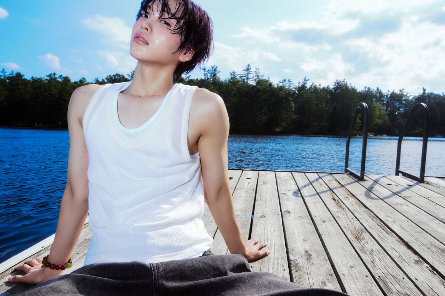 Foto terbaru Hyeongjun (CRAVITY)