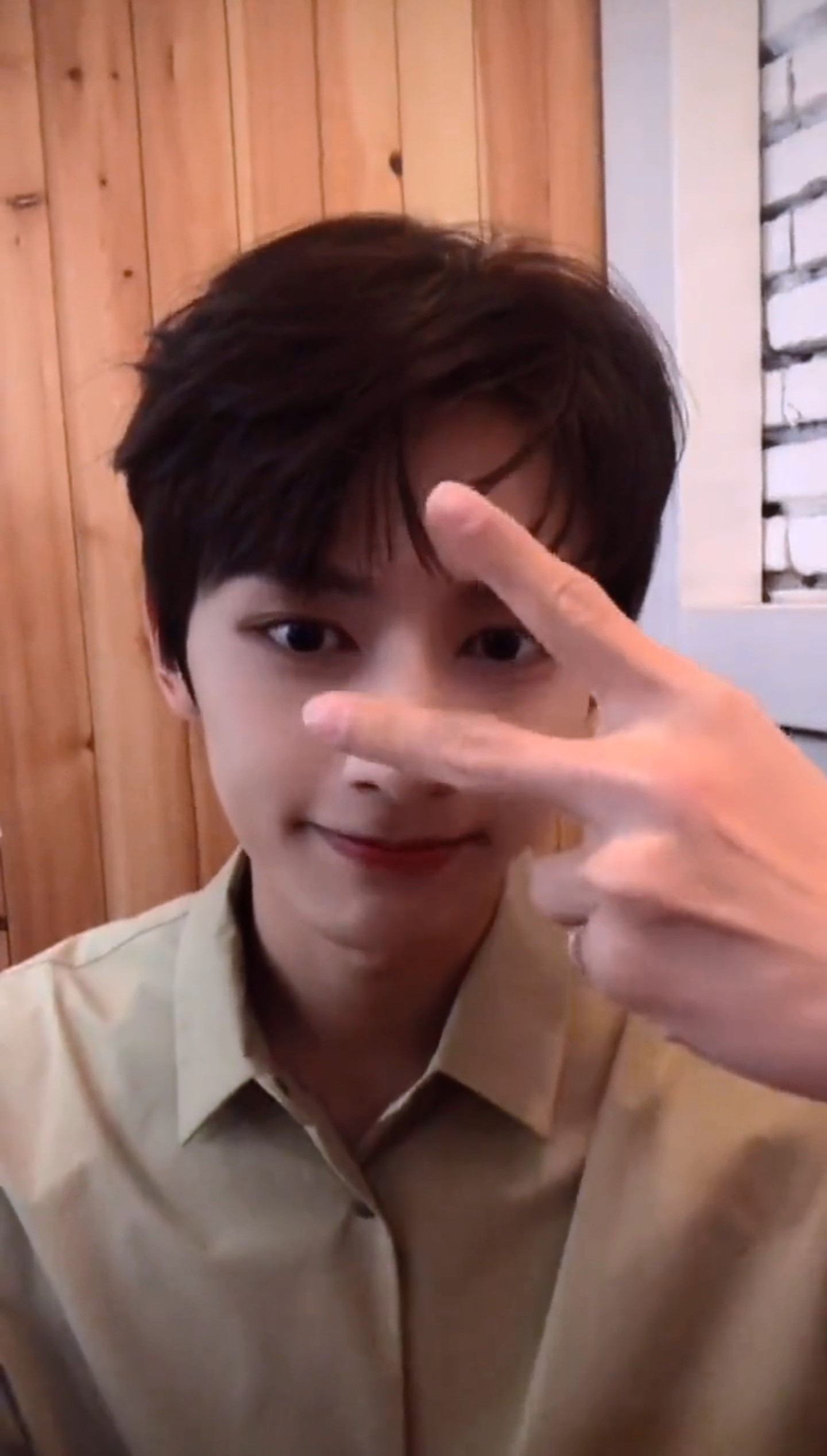 Behind-the-scenes cut of Jun (SEVENTEEN)