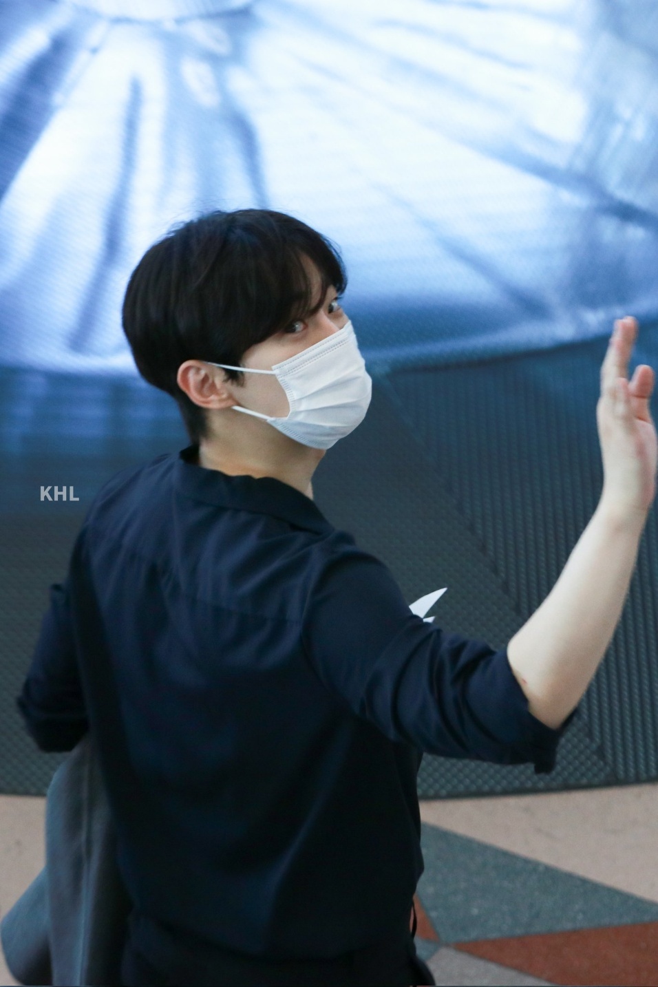 Latest photo of Junho (2PM)