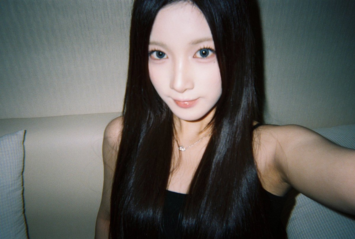 Recent activity shot of PURPLE K!SS