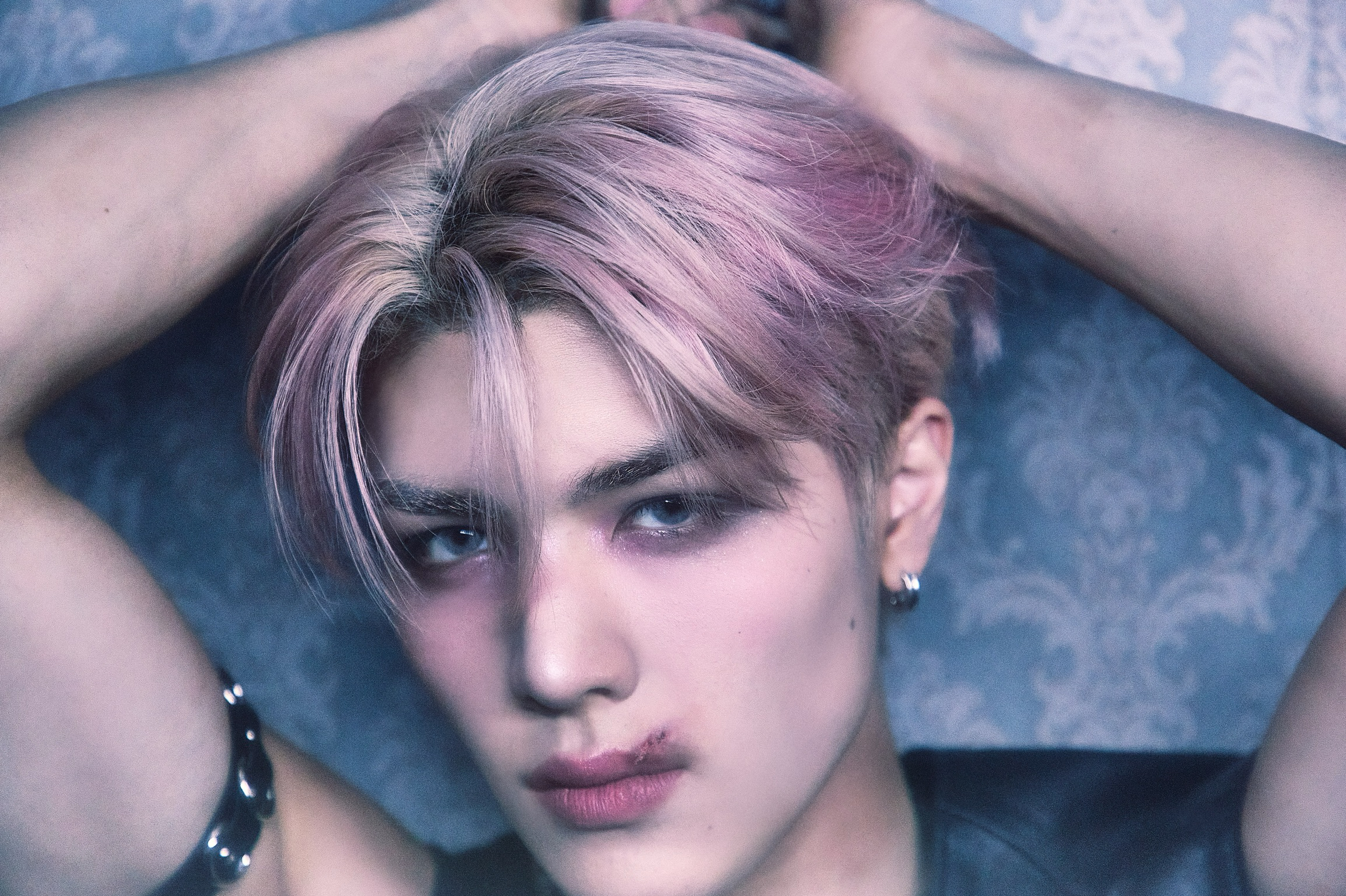 Behind-the-scenes cut of Maki (&TEAM)