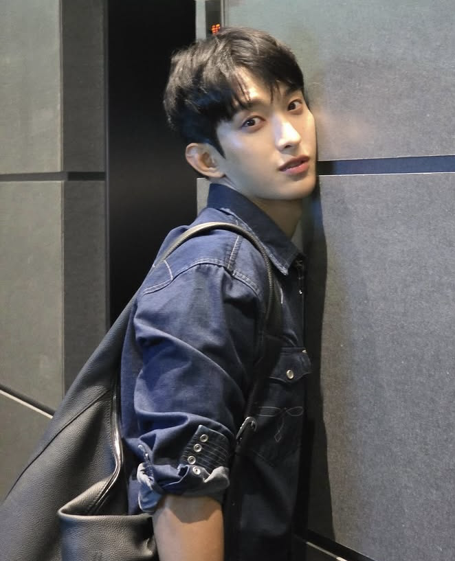 Behind-the-scenes cut of DK (SEVENTEEN)