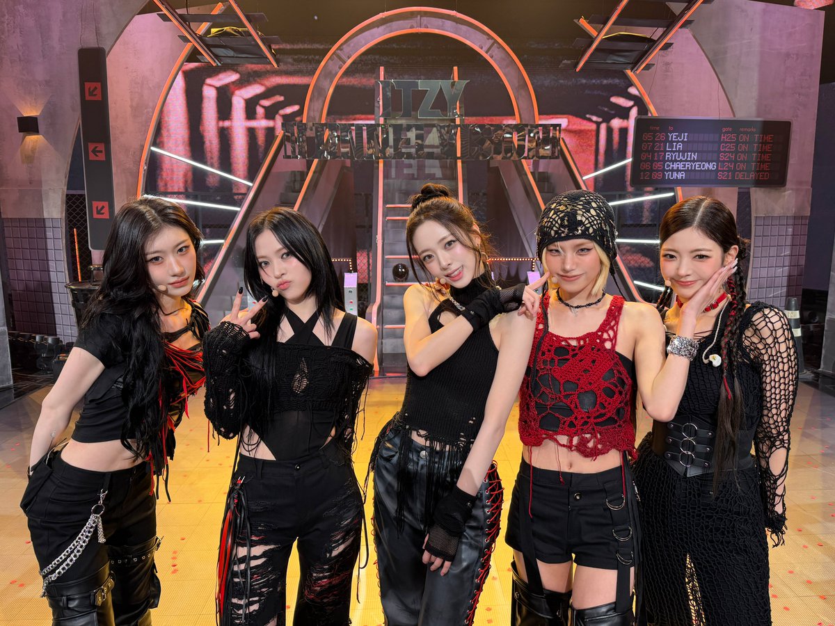 Recent activity shot of ITZY