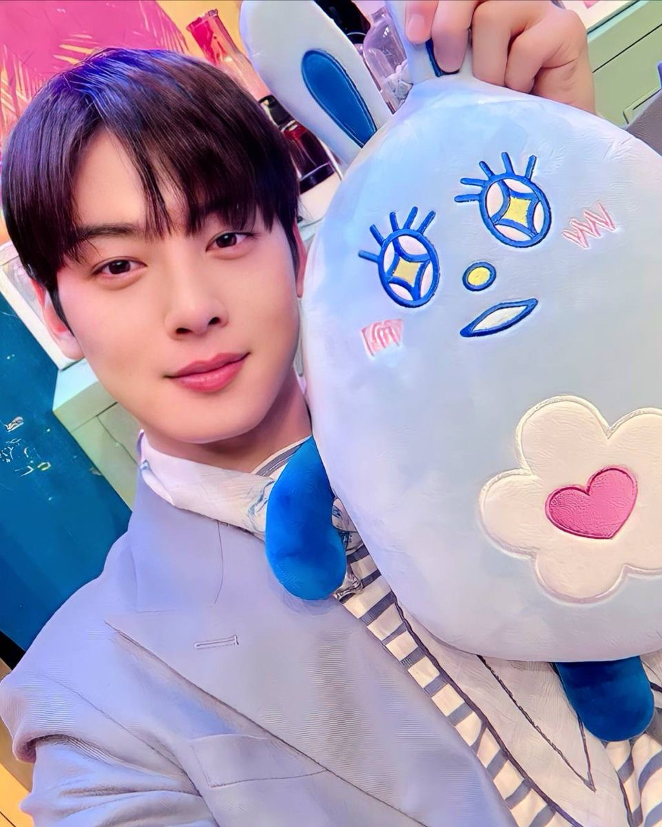 Behind-the-scenes cut of Eunwoo (ASTRO)