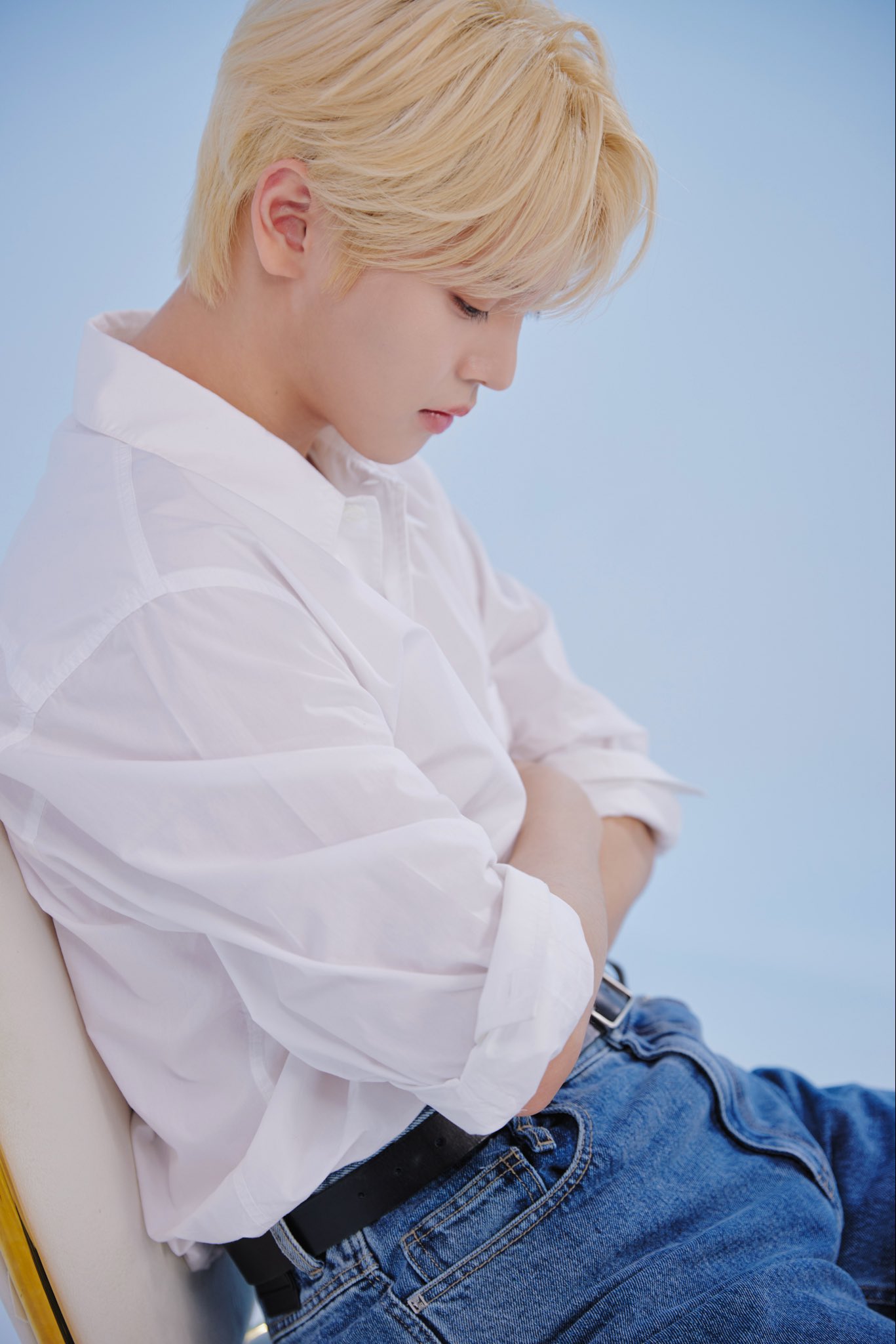 Behind-the-scenes cut of Jang Haneum