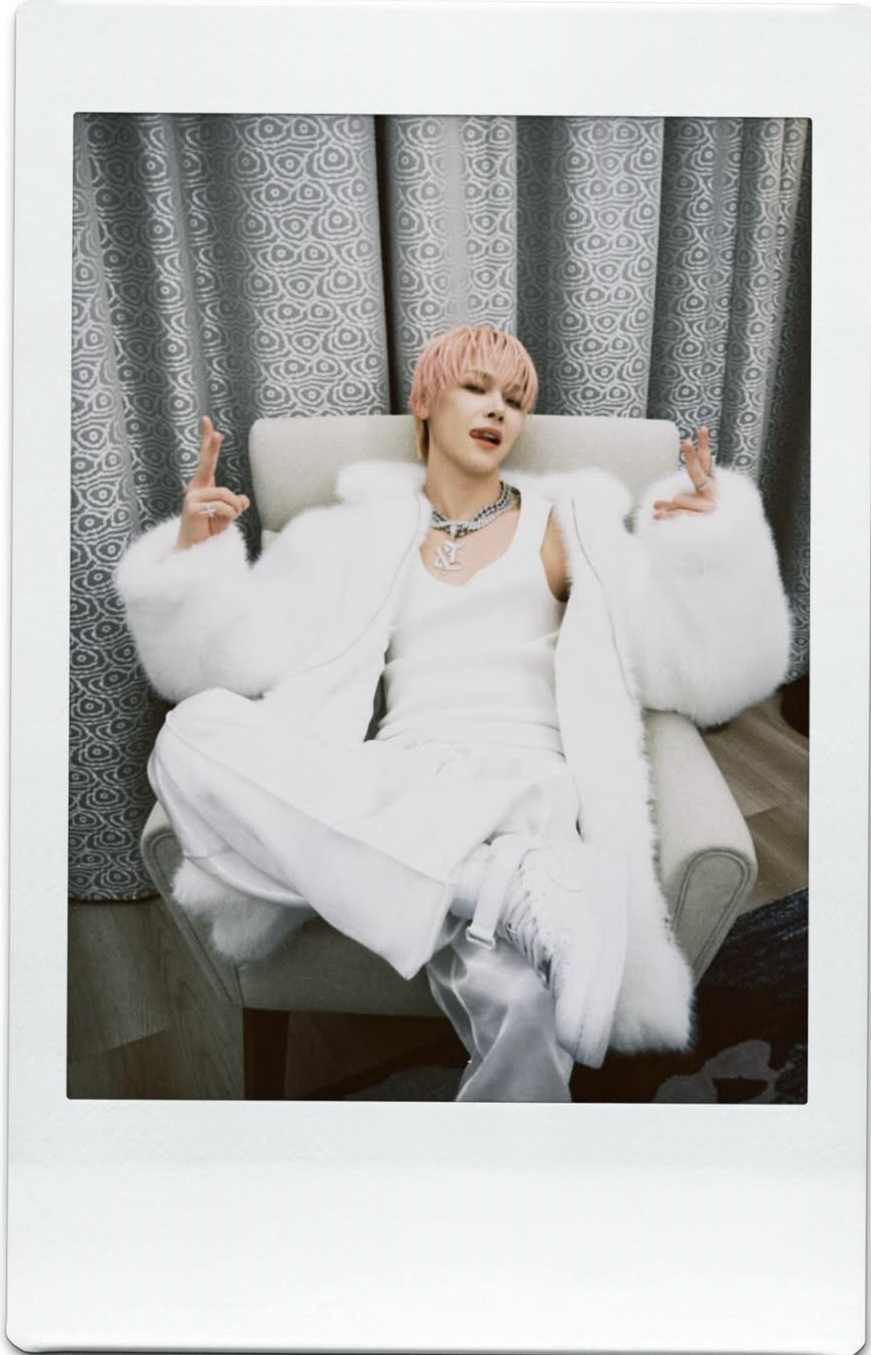 A moment captured by Nicholas (&TEAM)'s fan