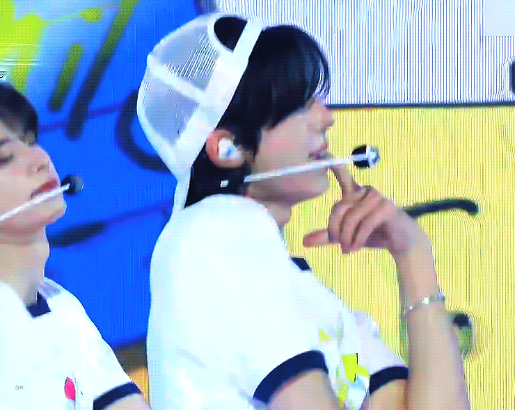 A moment captured by Dohoon (TWS)'s fan